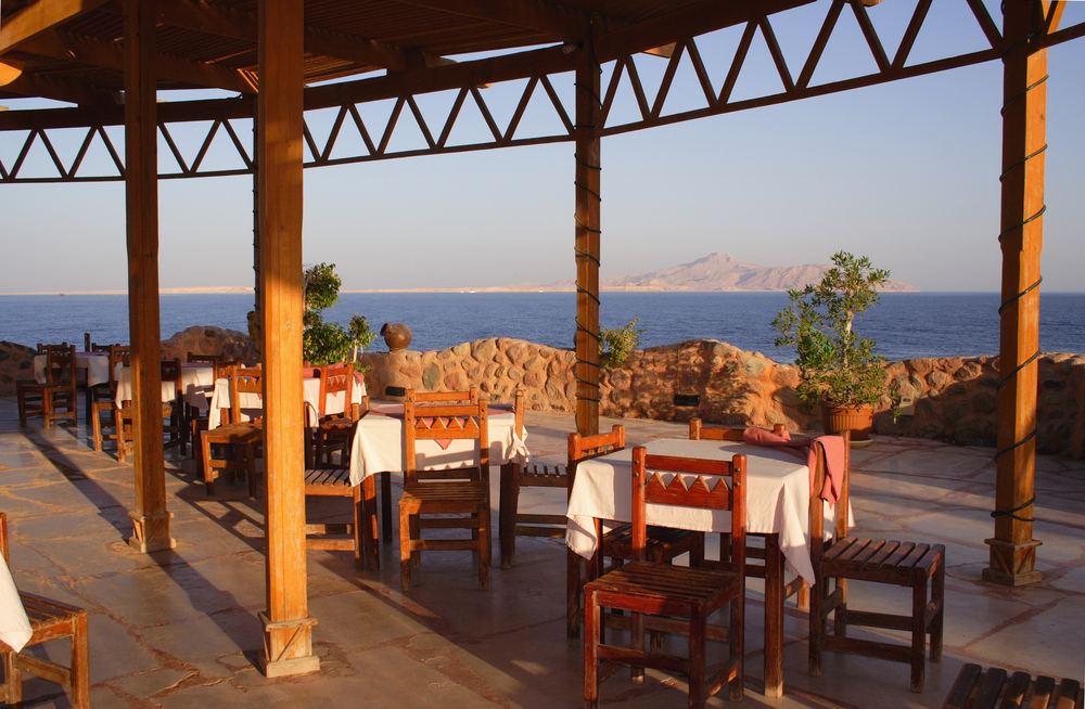 Restauracja z widokiem na morze, Nabq Bay, Sharm El Sheikh, Egipt