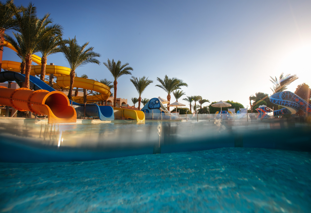 Aquapark w Sharm el Sheikh, zjeżdzalnie w Egipcie, licencja: shutterstock