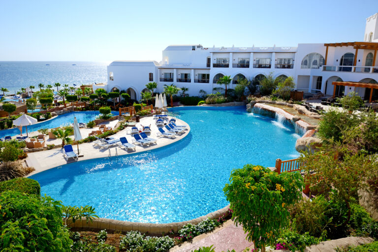 Hotele z basenem w Sharm el Sheikh – rekomendowana lista